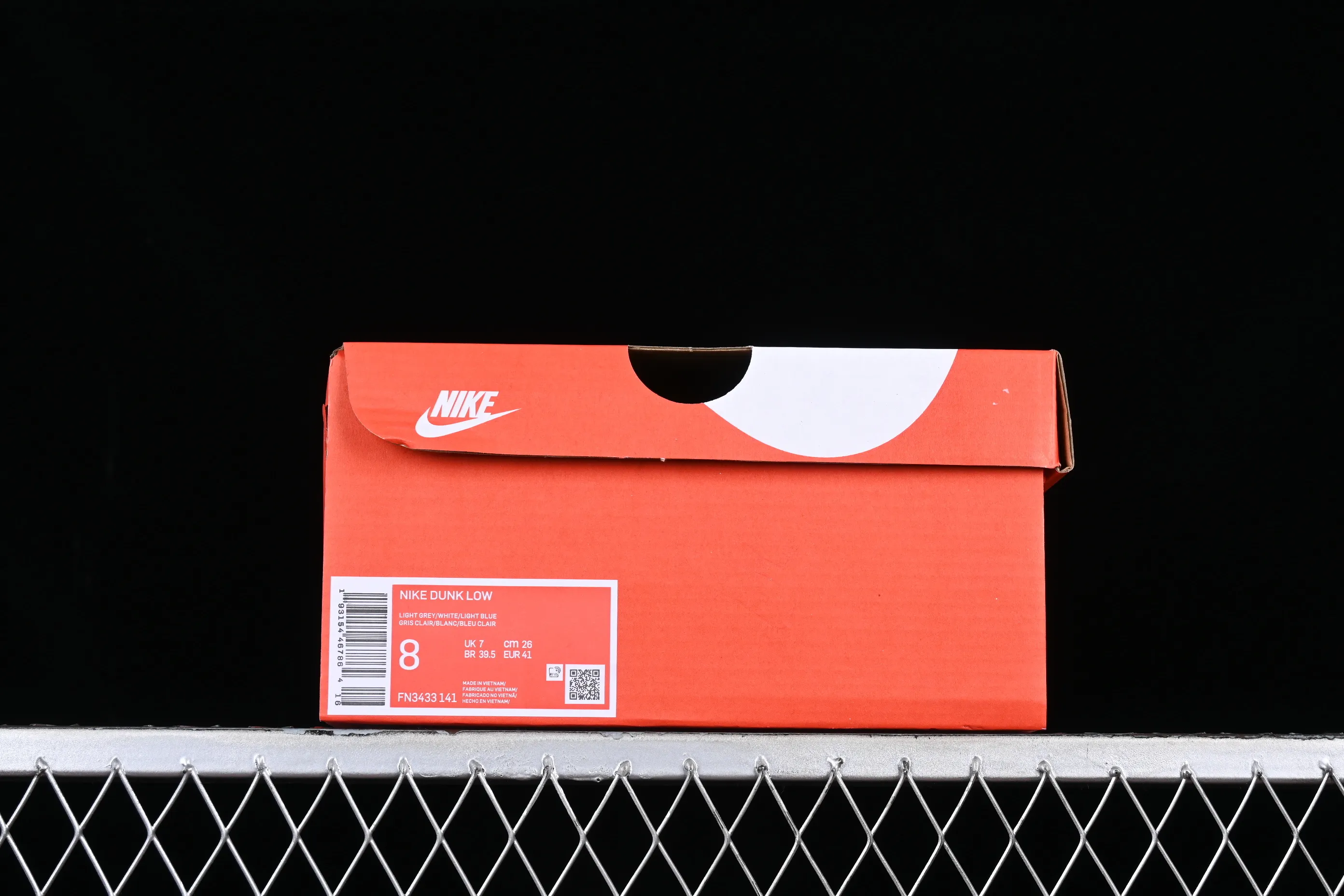 All Categories Nk SB Dunk Series Nk SB Dunk Low Low-top sneakers Cost-effective version Nk SB Dunk Low "520" Valentine's Day limited SB low-top sports and leisure sneakers FN3433-141